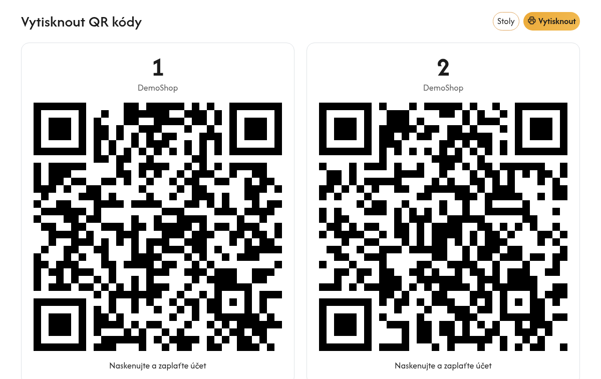 Tisk QR nálepek na stoly
